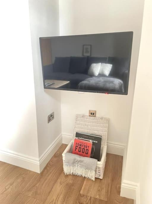 Appartement Abergavenny Center 2-Bed Flat Extérieur photo